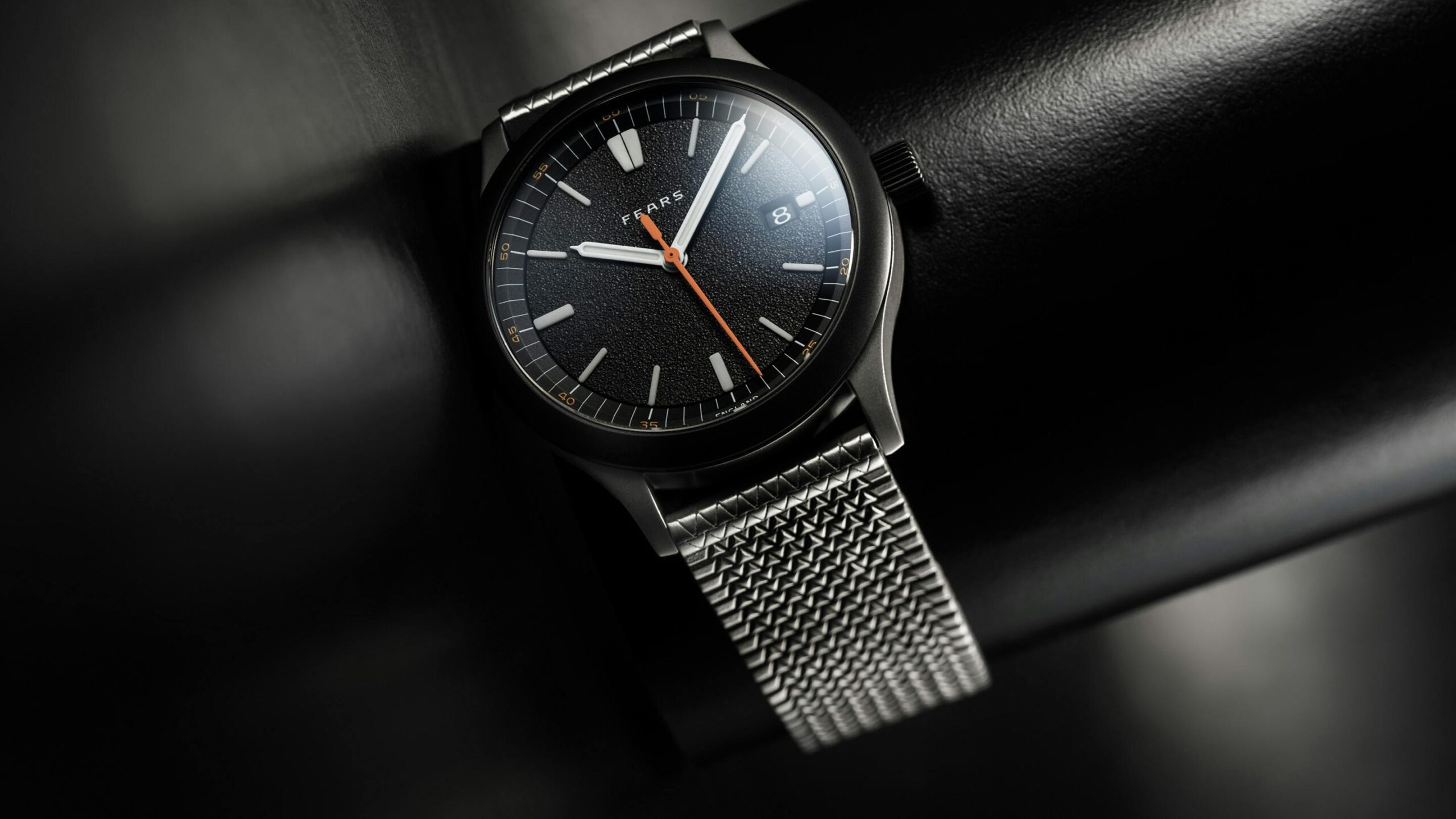 Introducing: The MING Polymesh Straight Brings The Wild Hybrid Strap/Bracelet To More Watches