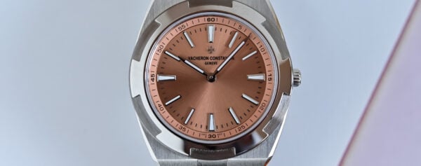 In-Depth – The Vacheron Constantin Overseas Self-Winding Ultra-Thin, with a New In-House Calibre to Fight in the Holy Trinity Sports Watch Battle