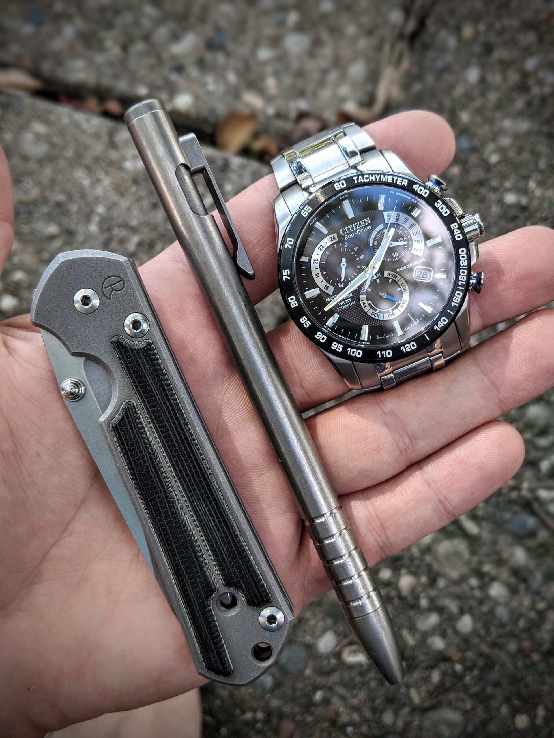 The Roundup: Oris’s Mission-Driven Dive Watch, A Refined Everyday Tissot, A New EDC Knife Concept, And More!