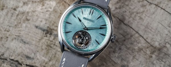 Review – Exploring Chinese Watchmaking, with the Peacock Divine Ultra-Thin Tourbillon (Incl. Video)