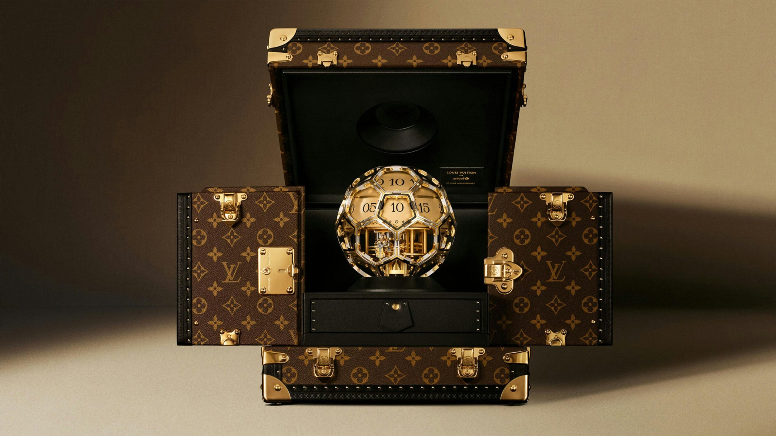 Introducing: Louis Vuitton Unity Time Object