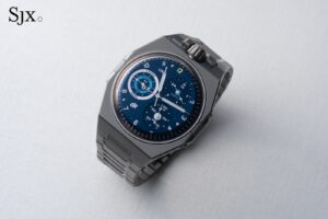 Hands On: Urwerk UR-10 Spacemeter Blue Final Edition
