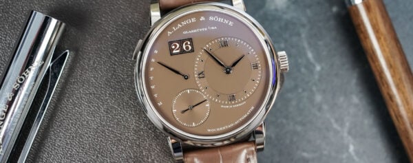 Hands-on – The A. Lange & Söhne Lange 1 Daymatic Honeygold (incl. Video)