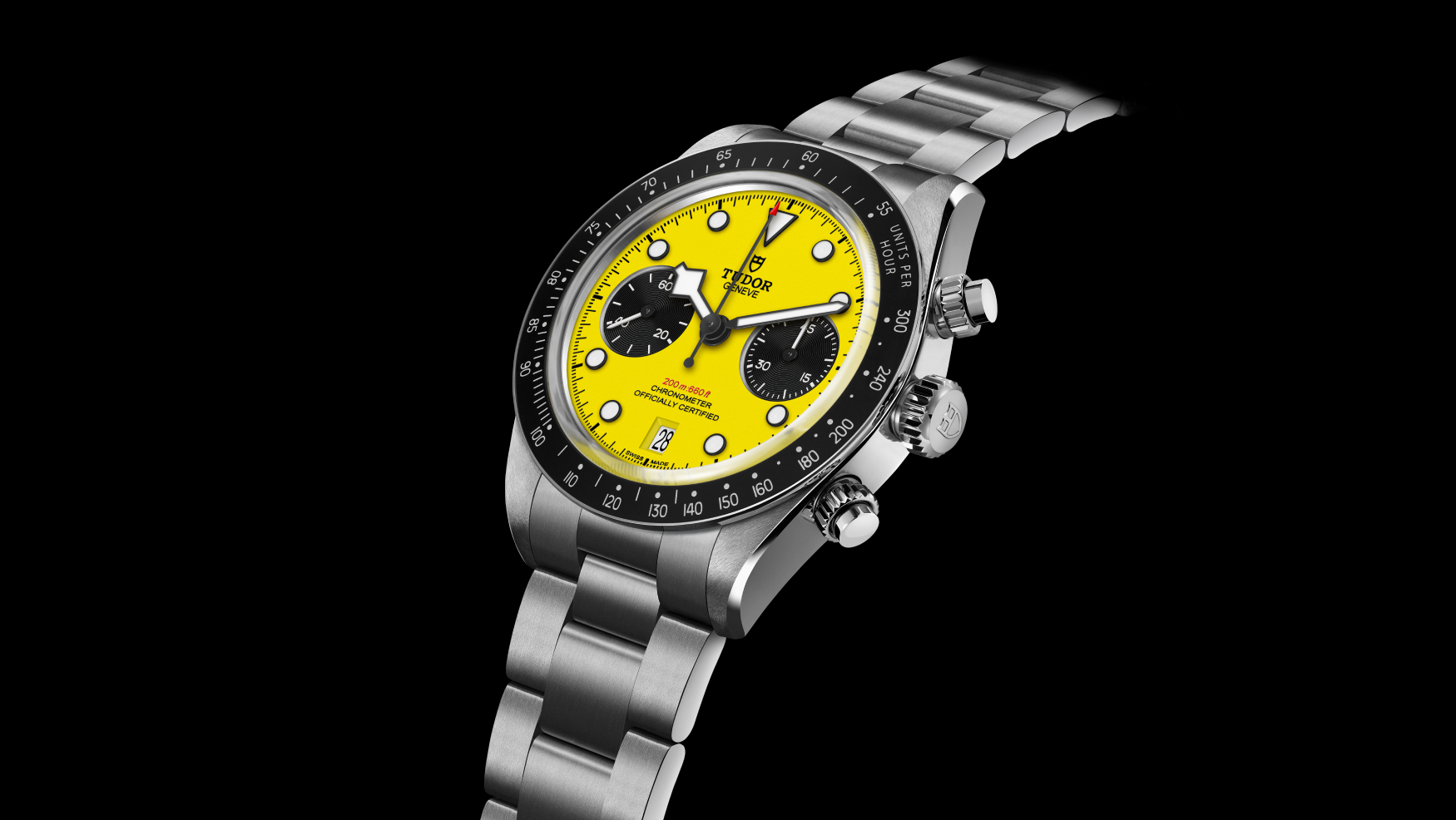 Tudor releases a Black Bay Chrono in 39mm
