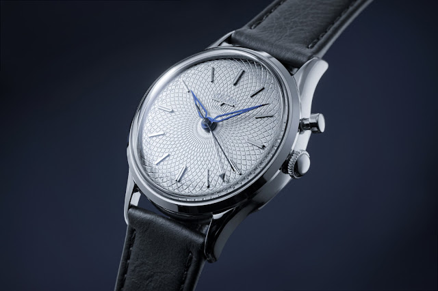 Vulcain Cricket Titane: titanium case and movement for the iconic alarm watch