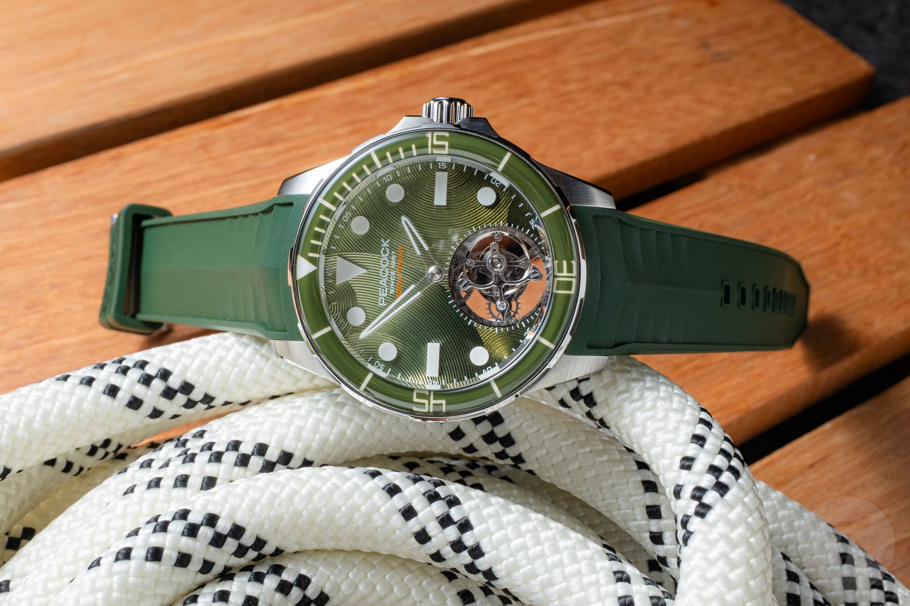 Chinese Haute Horlogerie From “The Geneva of the East?” — The New Peacock Haiyi Tourbillon Yu Limited Edition