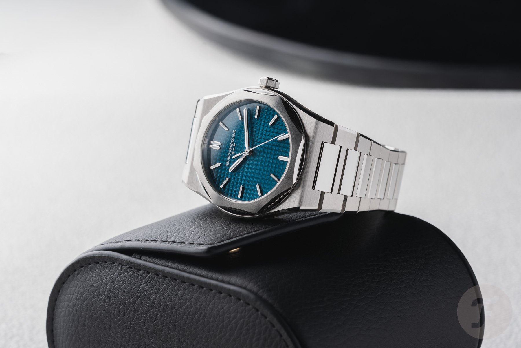 Hands-On: The New Steel Girard-Perregaux Laureato Fifty