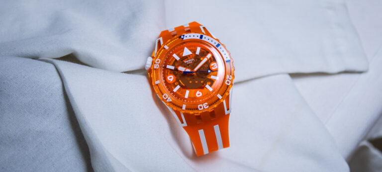 Swatch SCUBAQUA Review: A Colorful Jellyfish-Inspired Dive Watch For Summer