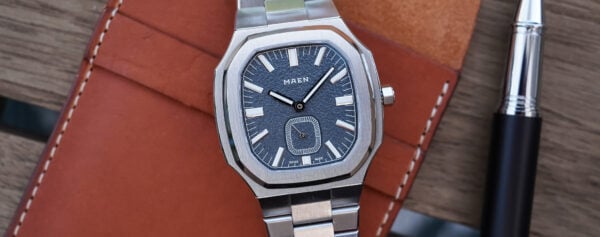 Hands-on – Revisiting Maen’s Coolest Integrated Sports Watch, the Manhattan 37 Ultra-Thin with Blue Tuscan Dial