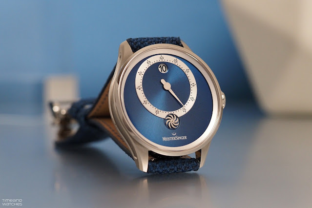 Review: MeisterSinger Panthero Jumping Hour