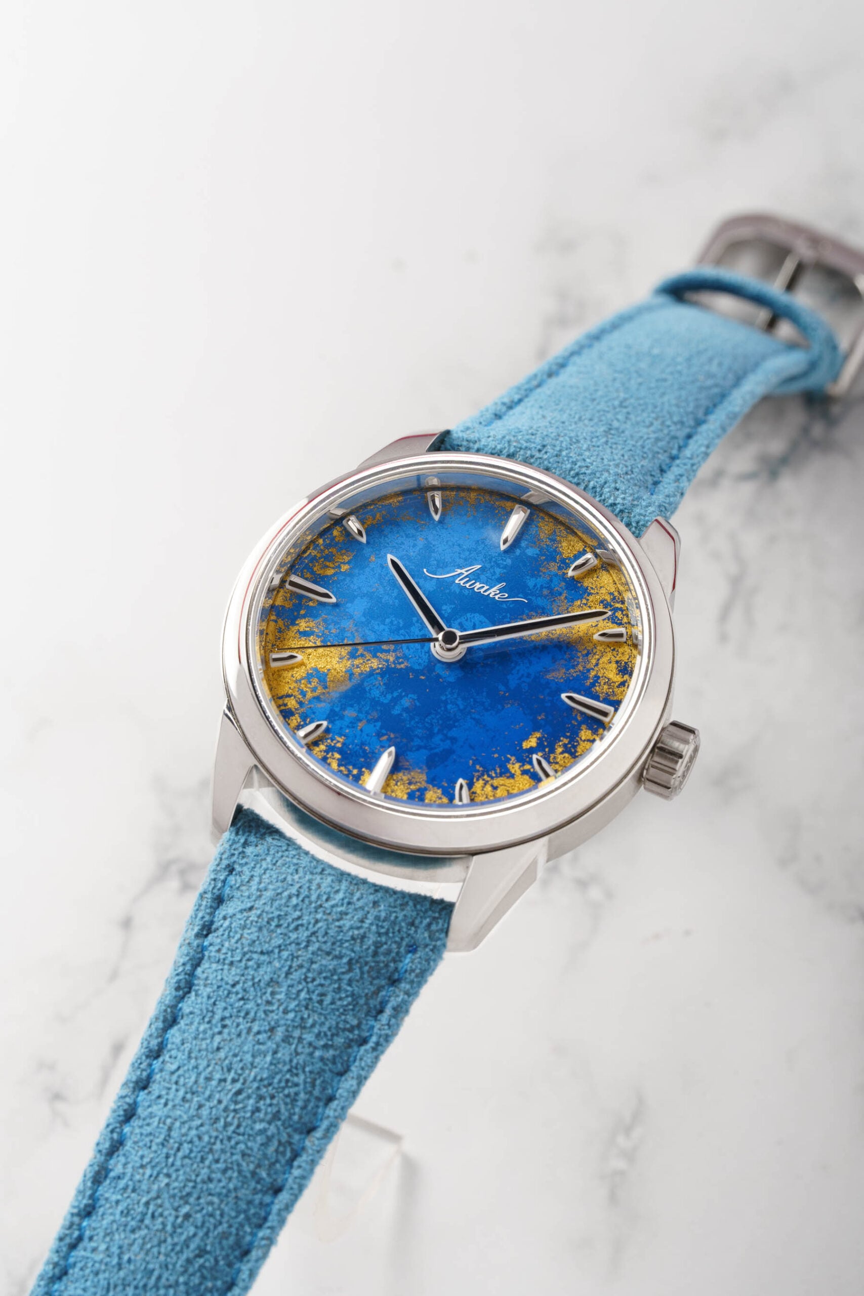 After Giving Us The Rainbow, Awake Now Gets Us The Pot Of Gold With The New Sơn Mài Frosted Leaf Royal Blue