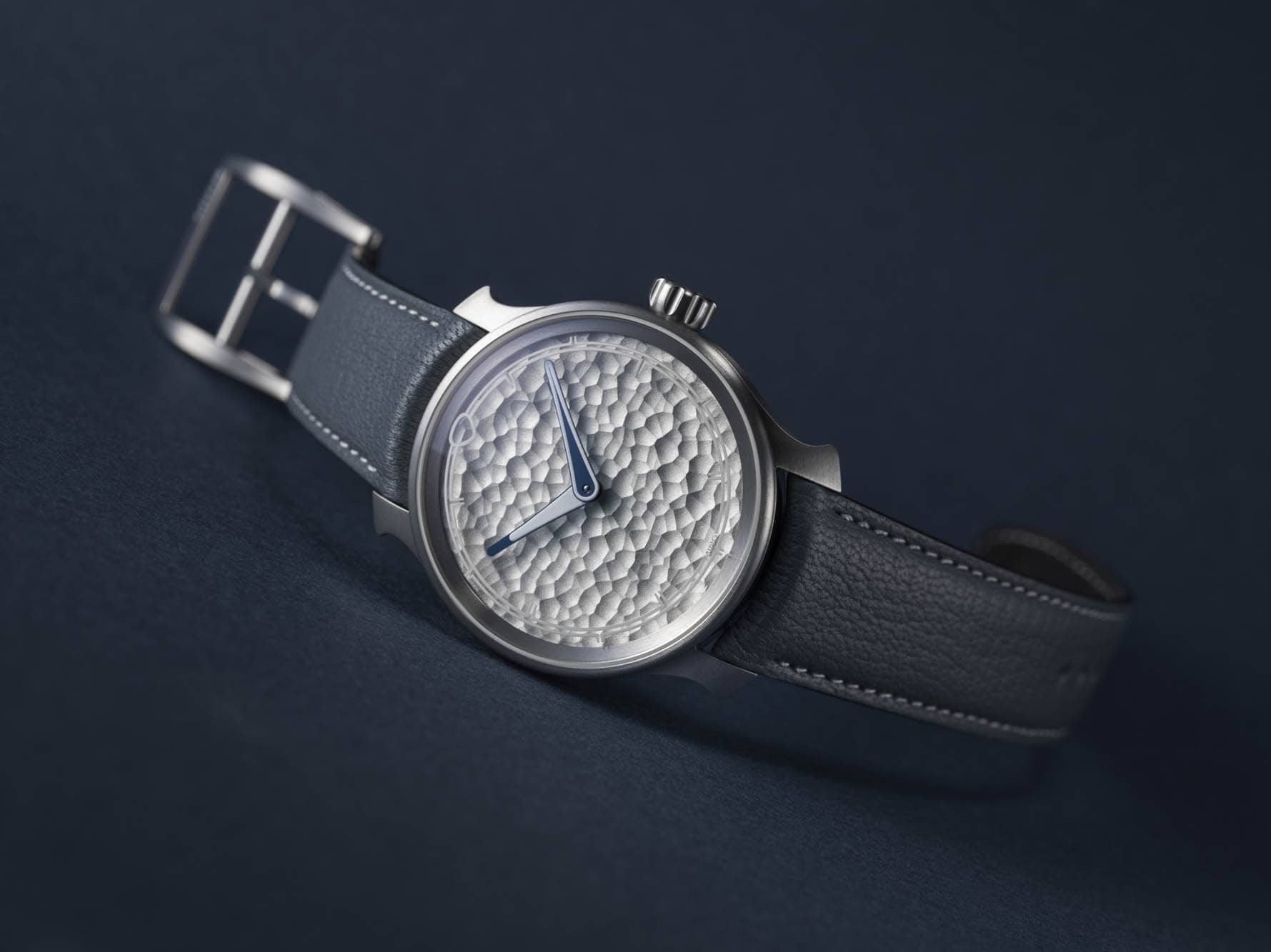 Ming Introduces the 37.06 Royal Selangor, a Limited Edition with a Hammered Pewter Dial