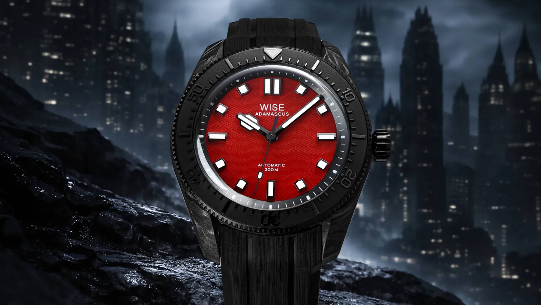 Wise’s material choices make for a stand-out diver with its ADAMASCUS A8.1 Forged Carbon