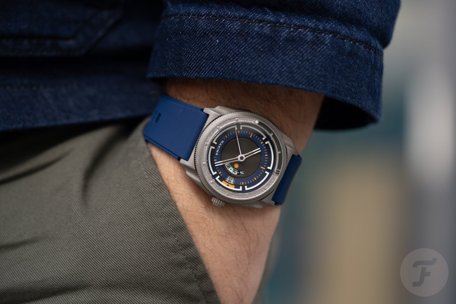 The Makina Azazel_I Outgrows Local Time And Adds A GMT Complication