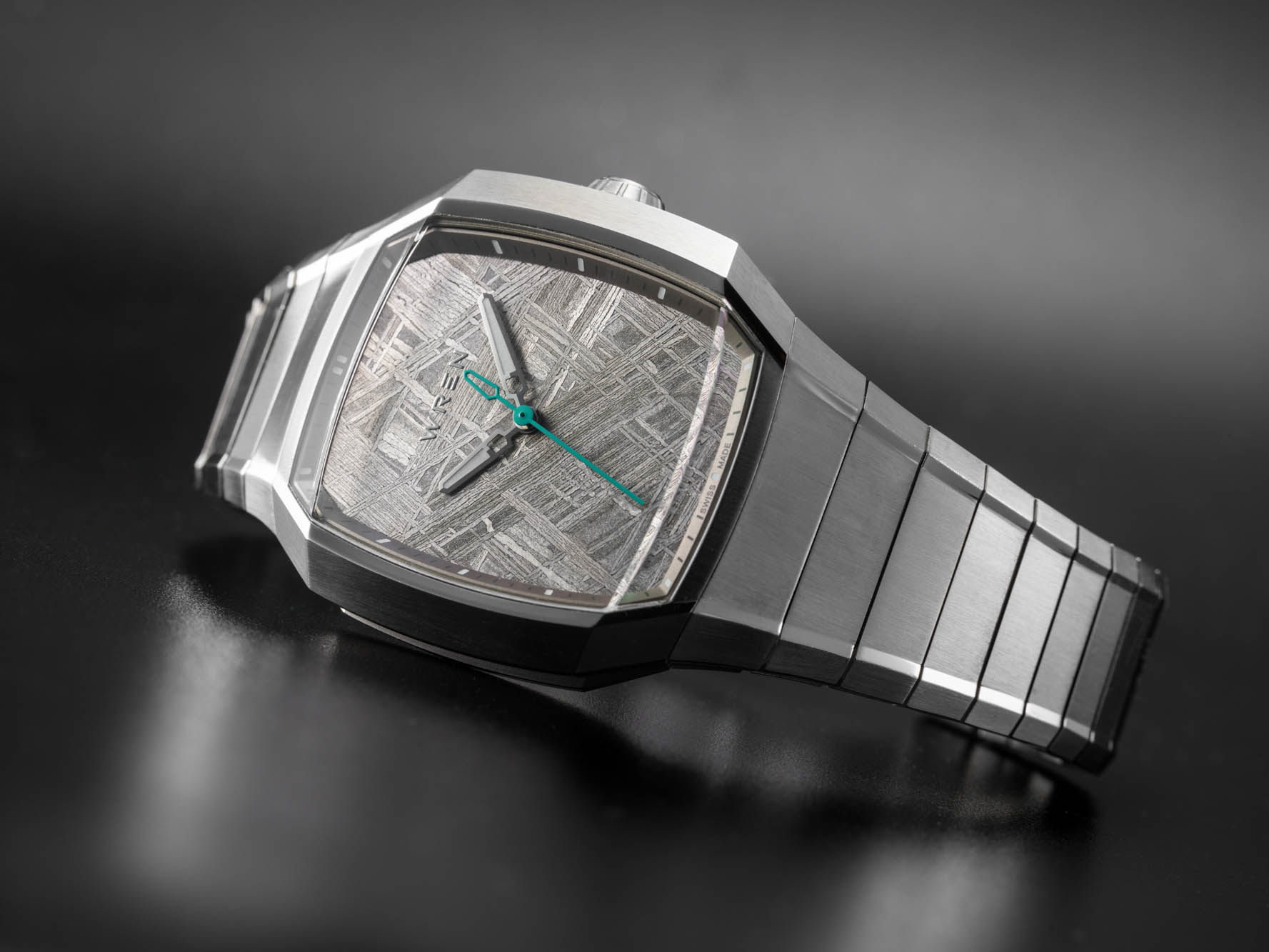 Wren Introduces the Vessel, a New Integrated Bracelet Sports Watch