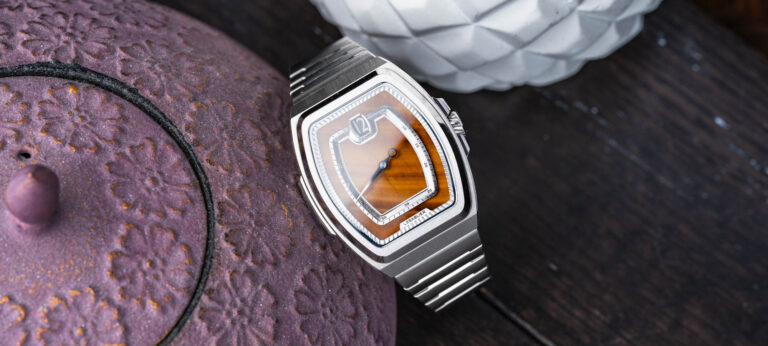 Lesablier Temporis Sauterelle Watch Review: A Small Brand Enters The Jump Hour Segment