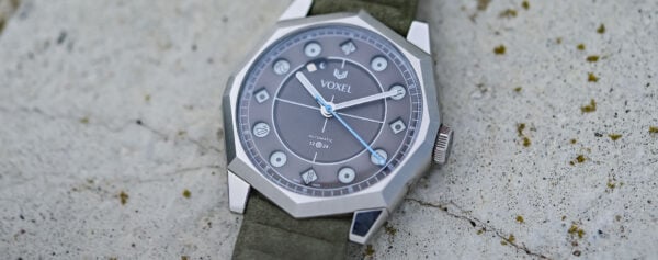 First Look – The Face-Changing Voxel Meridion VX01-E, With a 24-Hour Jumping Display